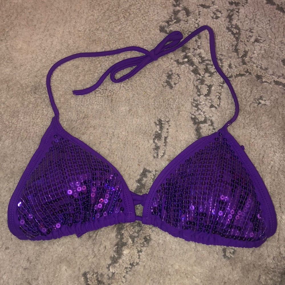 Wet Seal sequence bikini top